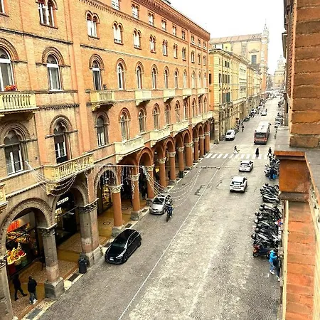 Suite In The Center Of Bologna Exterior foto